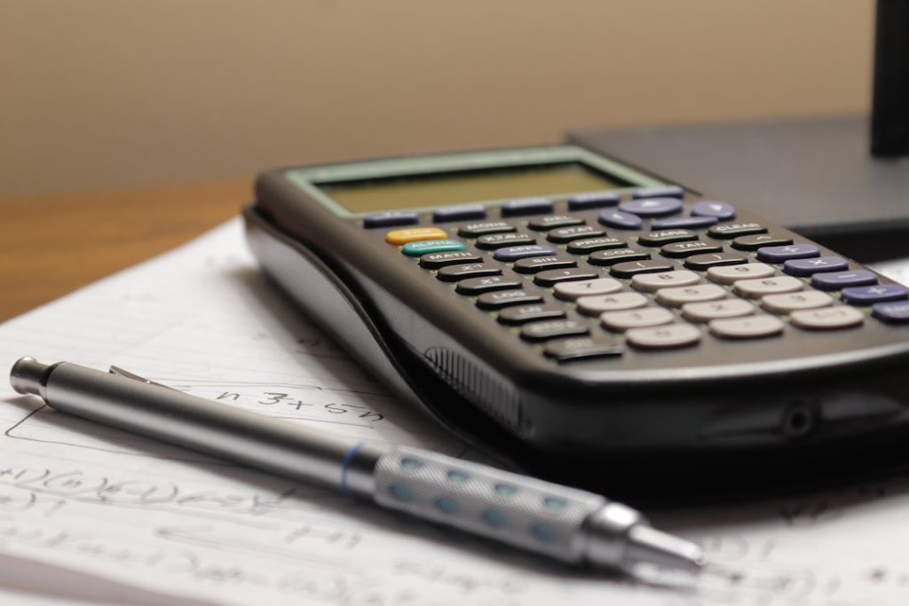 Barème indemnisation dégât des eaux avec calculatrice et documents d’assurance